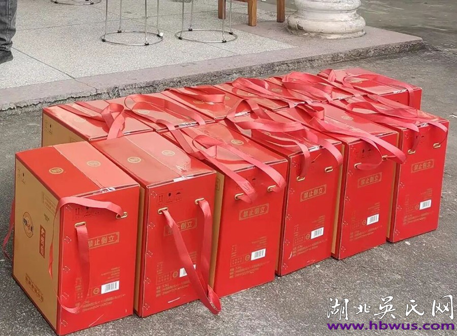 小年里的家乡味     ——吴家畈年宴，族人的团圆时刻